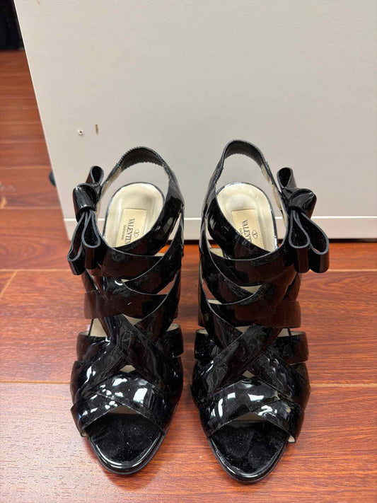 Valentino black heel
