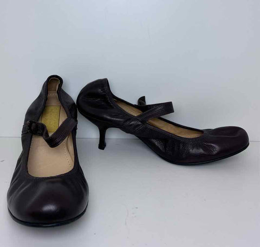 Lanvin Size 40 Brown Leather Ballet Style Heels