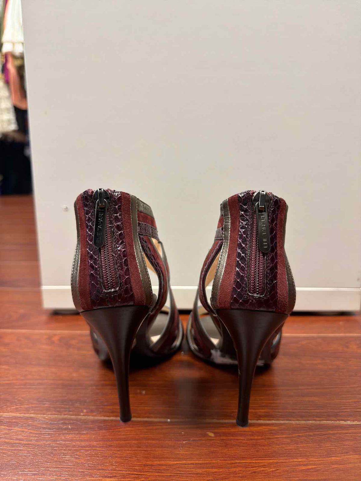 Elie Tahari heels