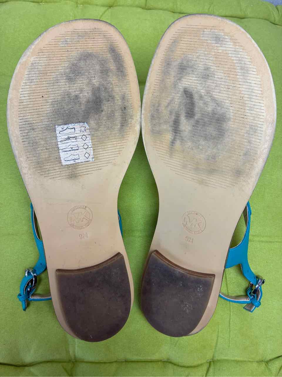 Michael Kors Shoe Size 9 Tile Blue MK Plate Thong Leather