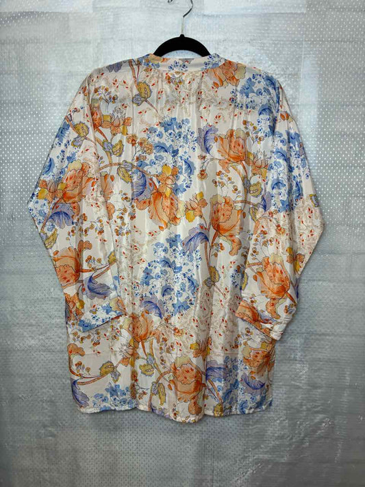 Love Kyla White Floral Blouse Size XL Silk Poly Blend