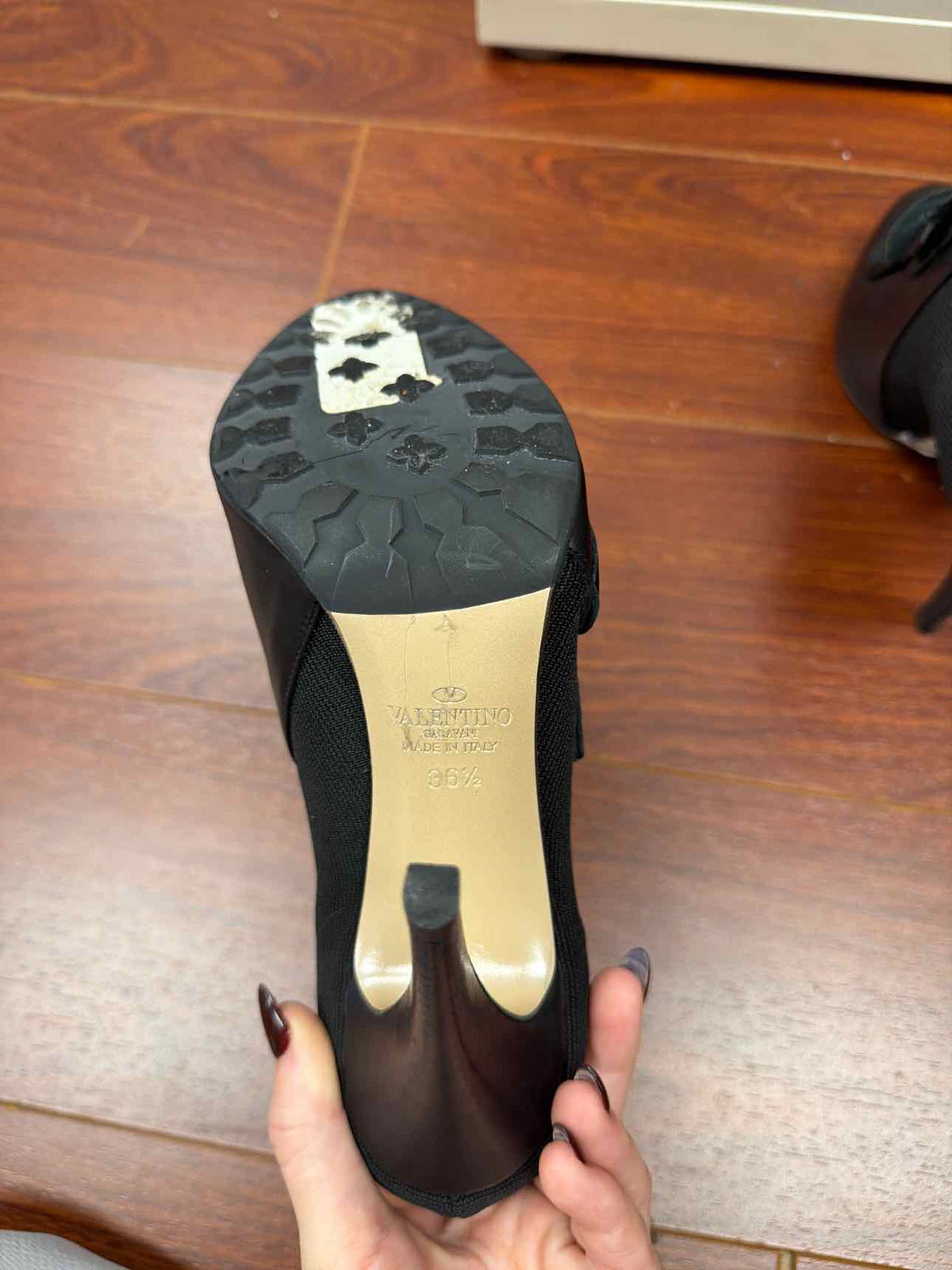 Valentino black heel