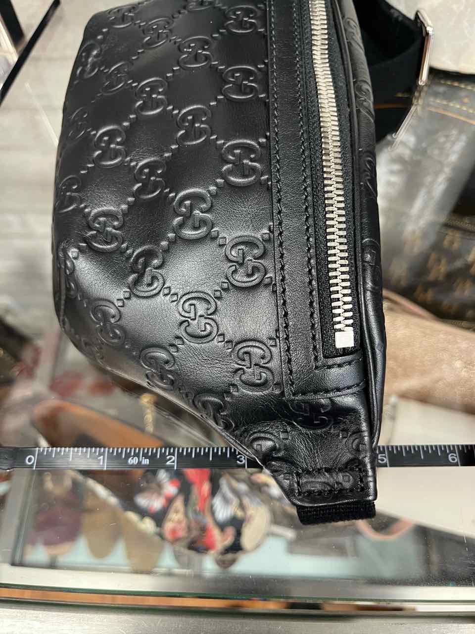Gucci GG Embossed leather belt bag/tennis bag in black