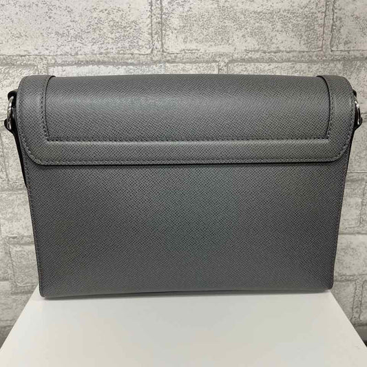 Louis Vuitton Gray Taiga Flap Messanger Bag