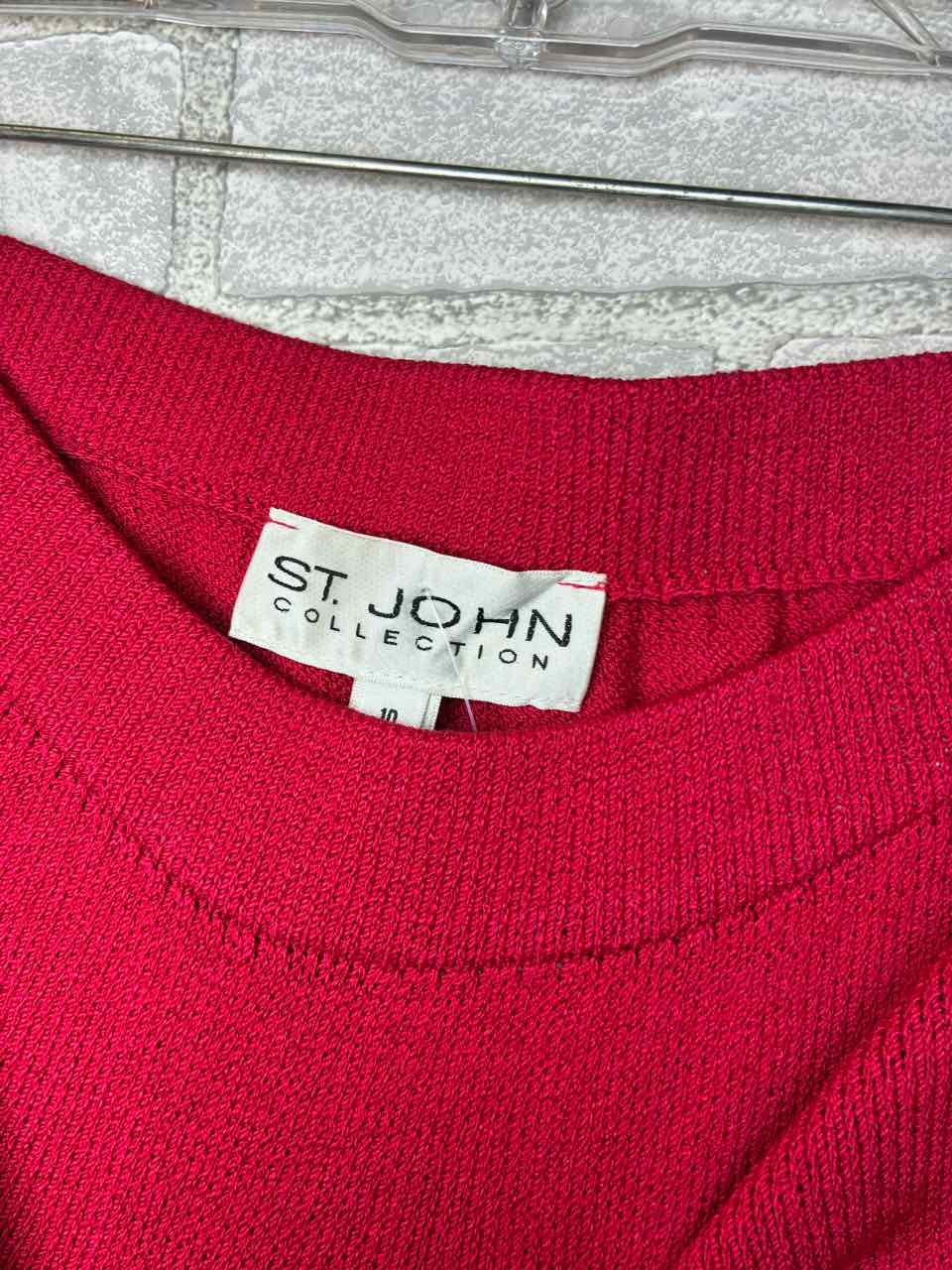 St.John Red Knit Pencil Skirt. Size 10