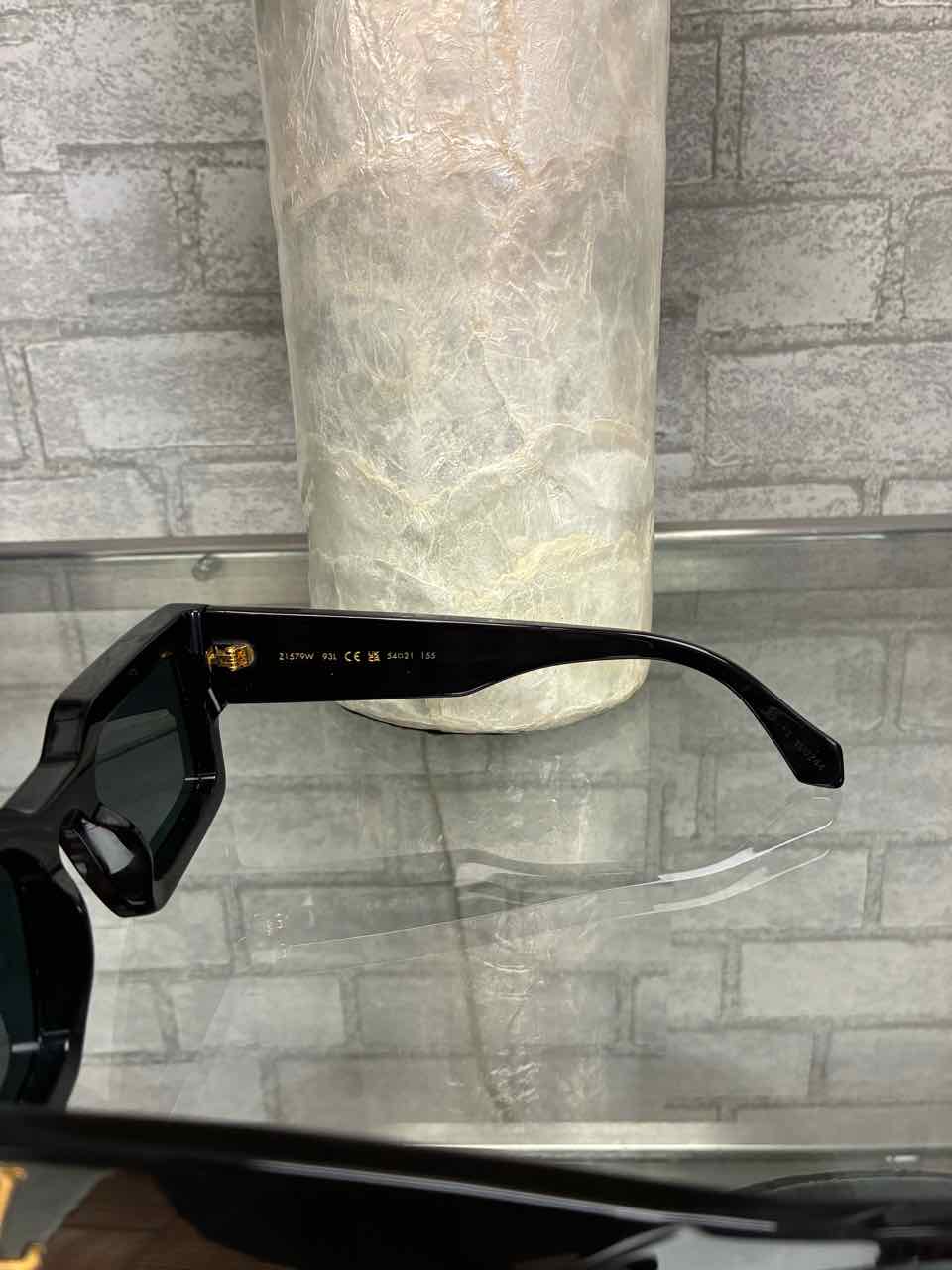 Louis Vuitton LV Clash Square Sunglasses Black/Gold
