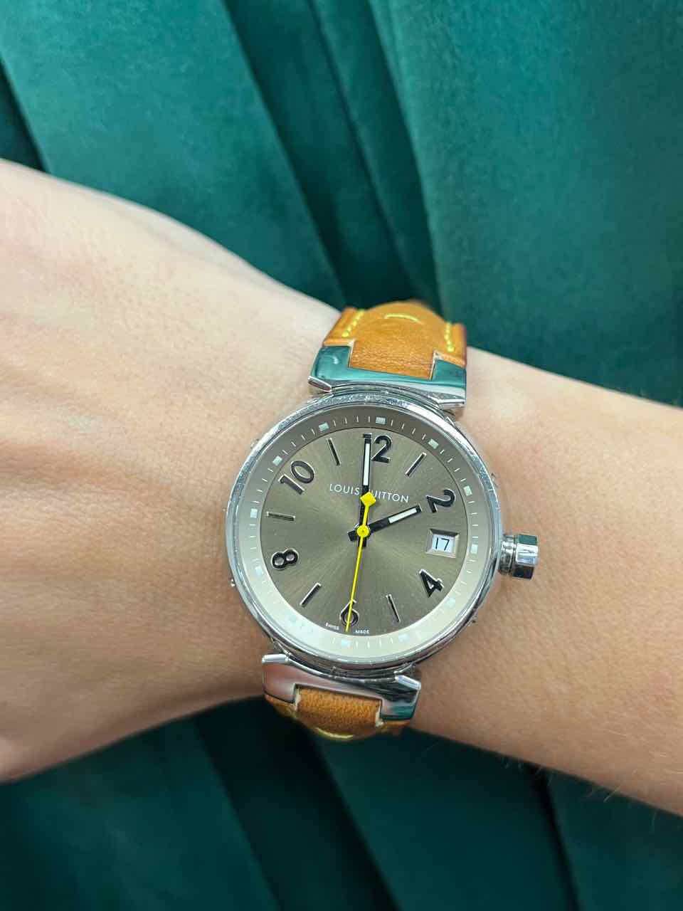 Louis Vuitton Leather/ Stainless Steel  Band Watch