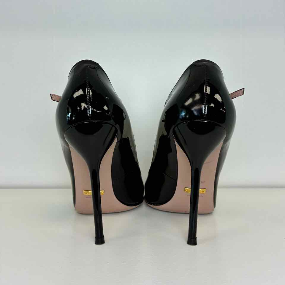 Gucci Mary Jane Patent Black Pointed T-Strap Heel 6