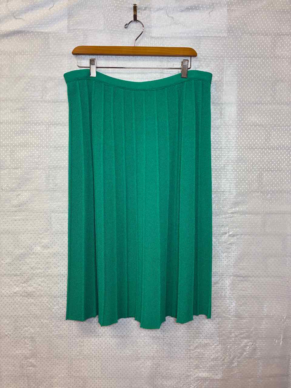 St John Vintage Knit Green Skirt Size Large