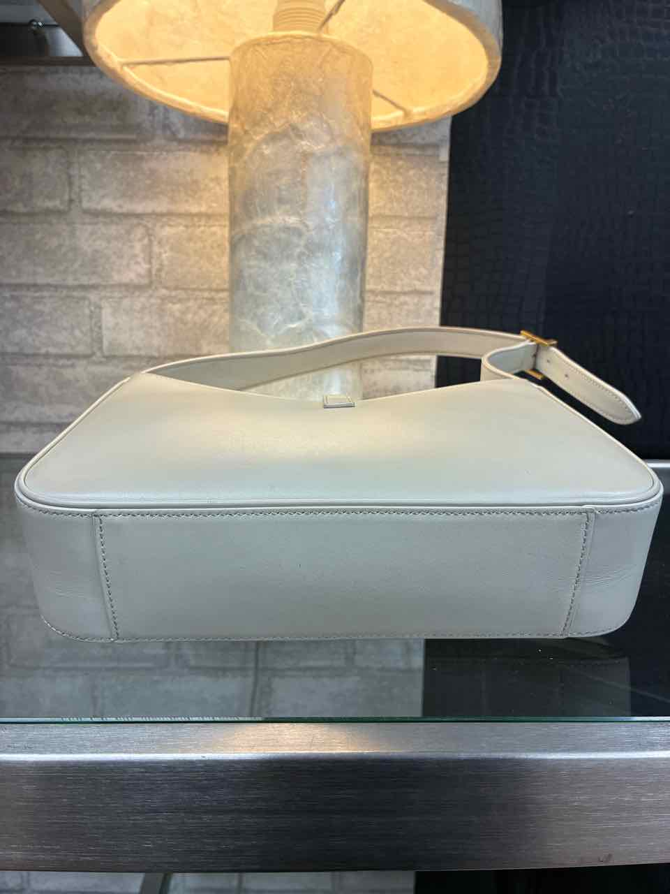 ysl Female Cream Purse