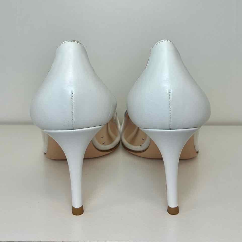 Gianvito Rossi white kitten heels 38.5