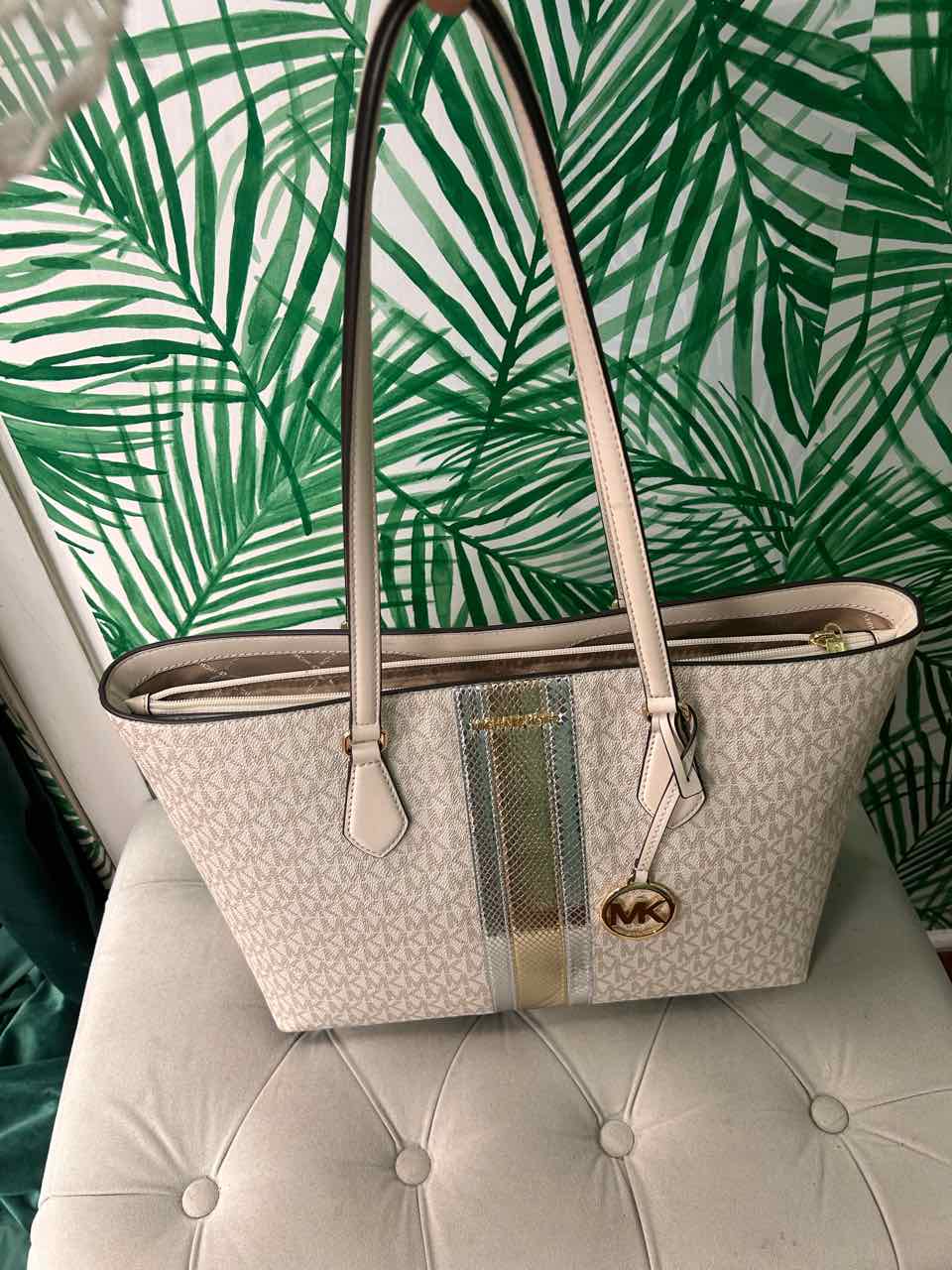 Micheal Kors Sheila Large Signature Logo w/ Metallic Gold/Silver Stripe