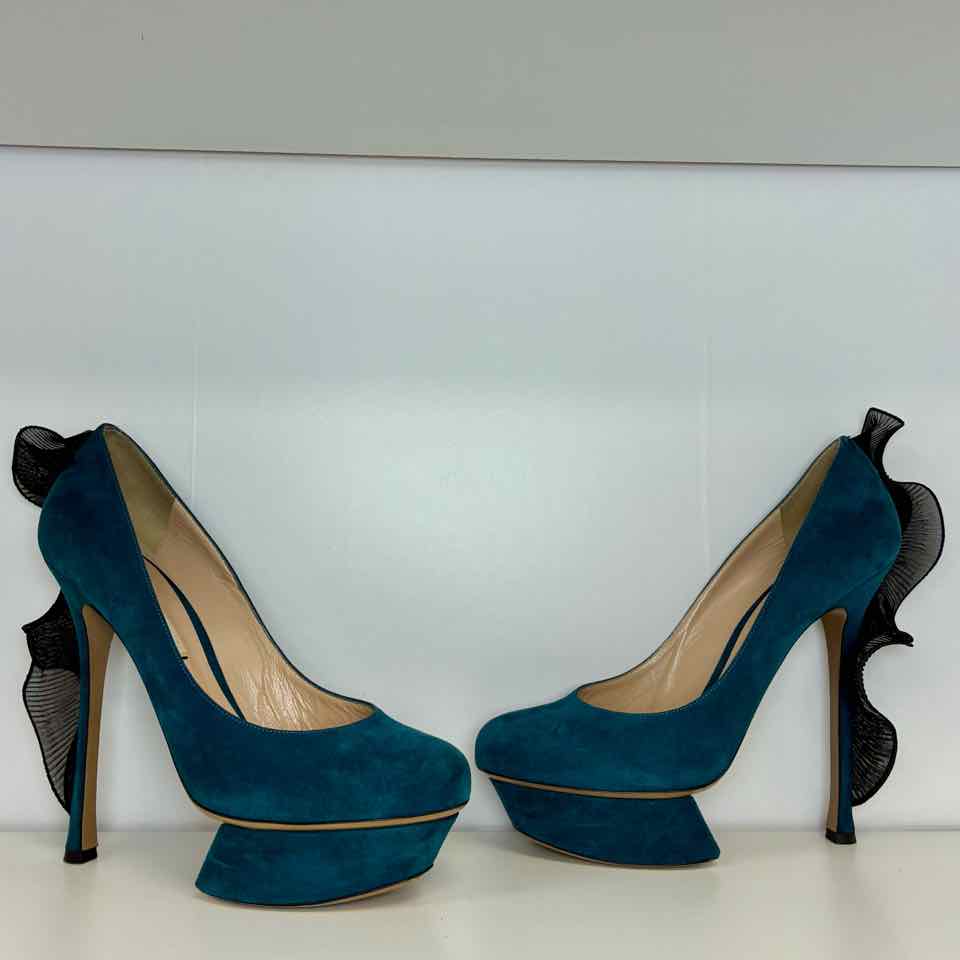 Nicholas Kirkwood Teal Suede Pumps 40