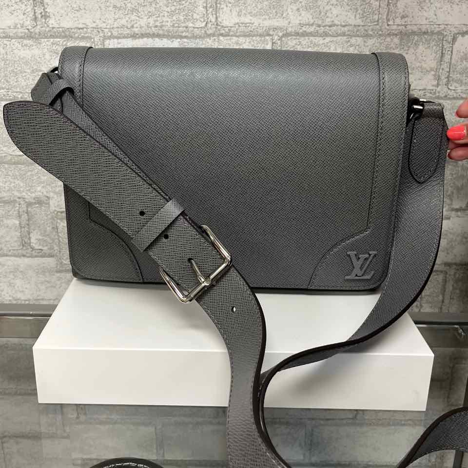 Louis Vuitton Gray Taiga Flap Messanger Bag