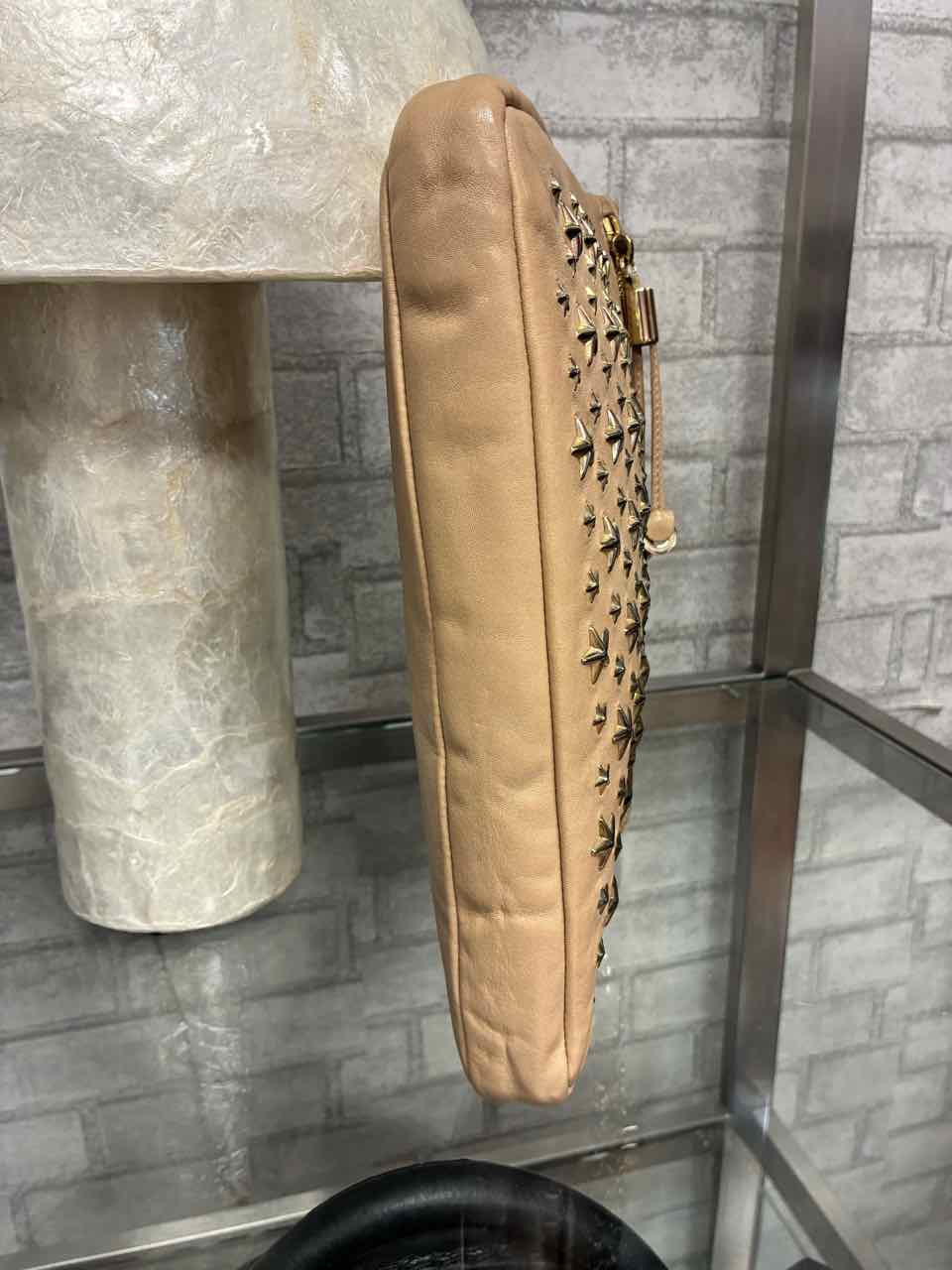 JIMMY CHOO ZENA NUDE CLUTCH W/ GOLD STARS