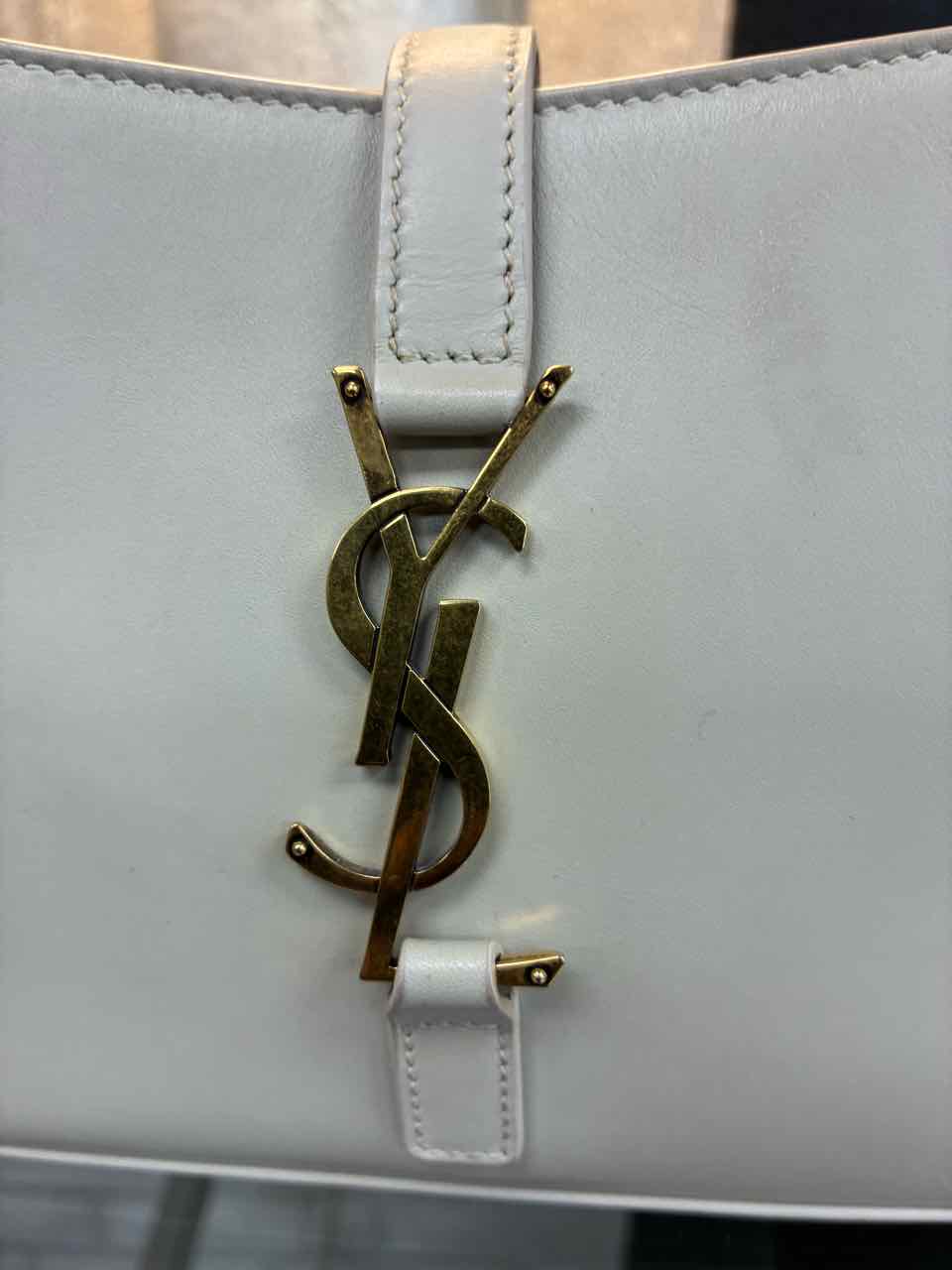 ysl Female Cream Purse