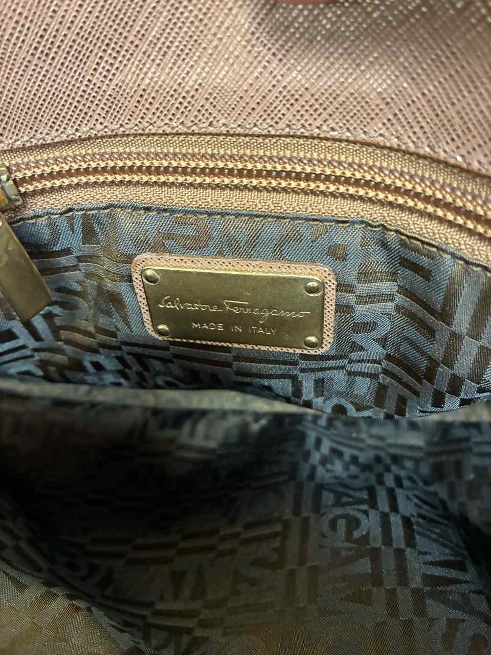 Ferragamo Nicoletta Saffiano Leather gold/bronze purse