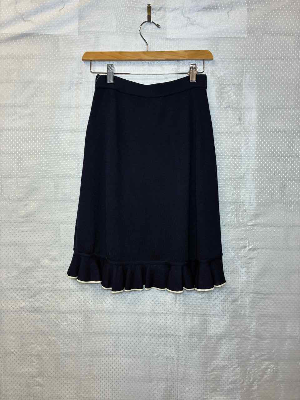 St John Navy With White Trim Skirt Size 0