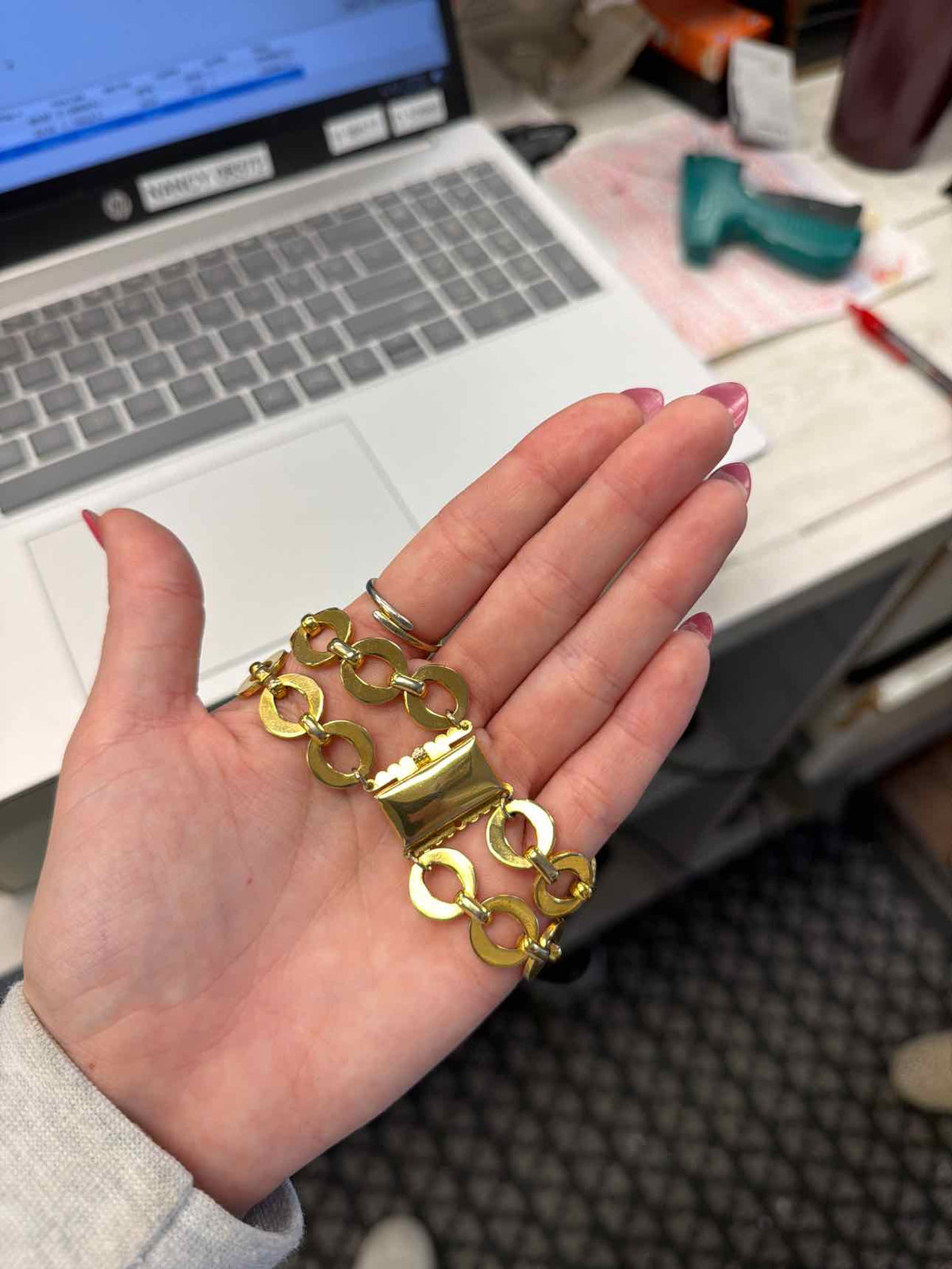 Gold double chain braclet