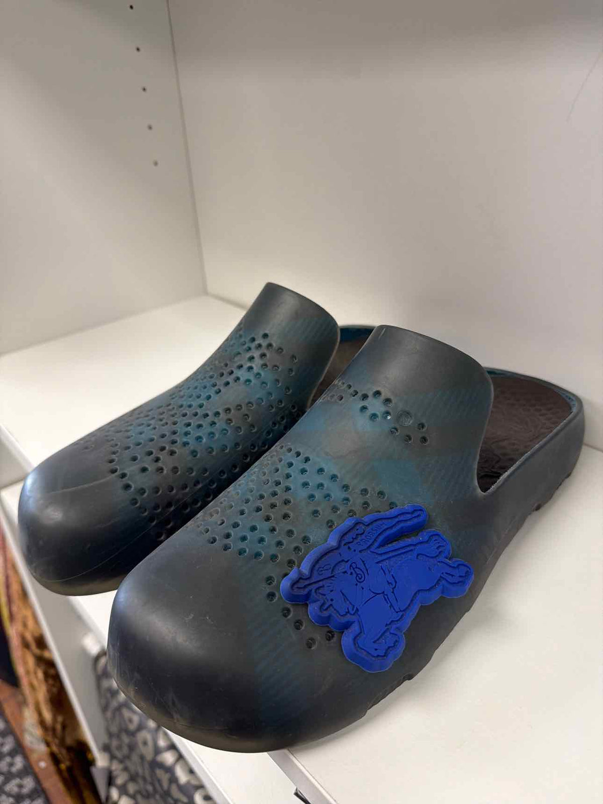 Burberry blue stringray clog slides