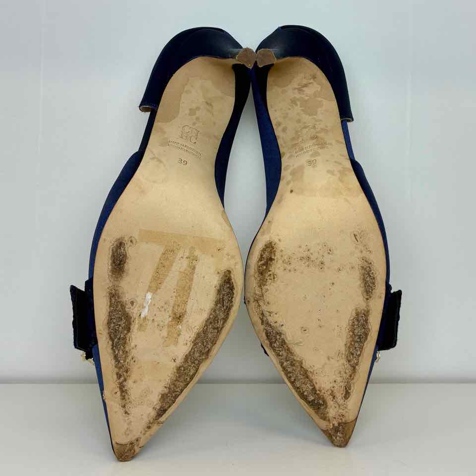 Carolina Herrera Satin Navy Pumps 39