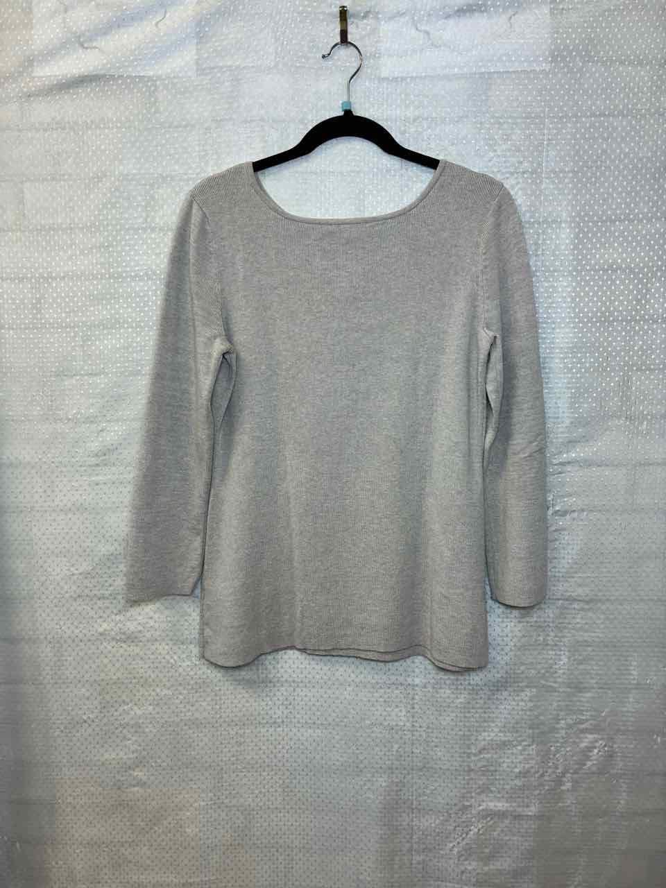 Size M NIC & ZOE Gray with Gunmetal Rhinestone Detals  Sweater