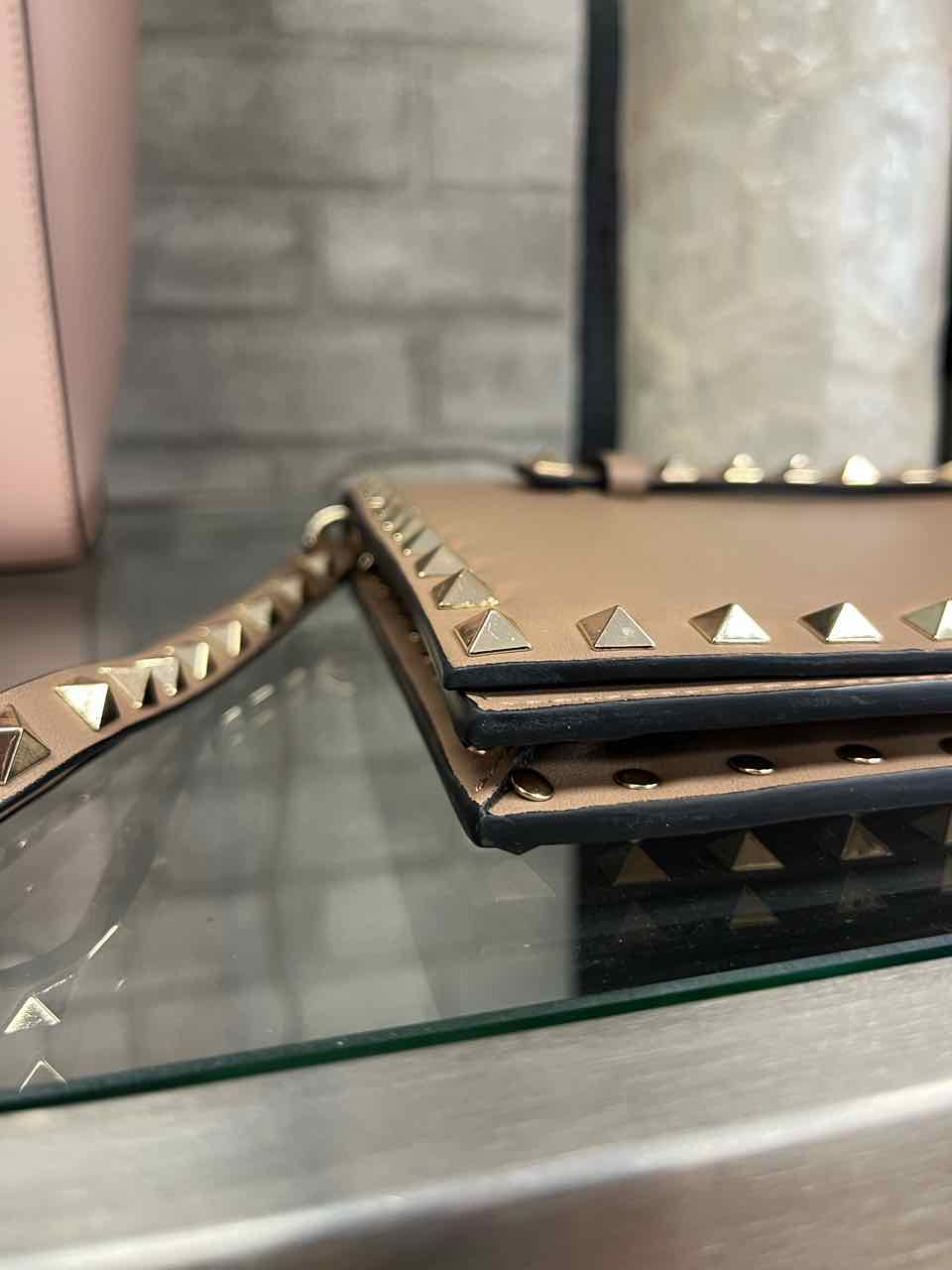 Valentino Garavani Beige Rockstud Foldover Clutch
