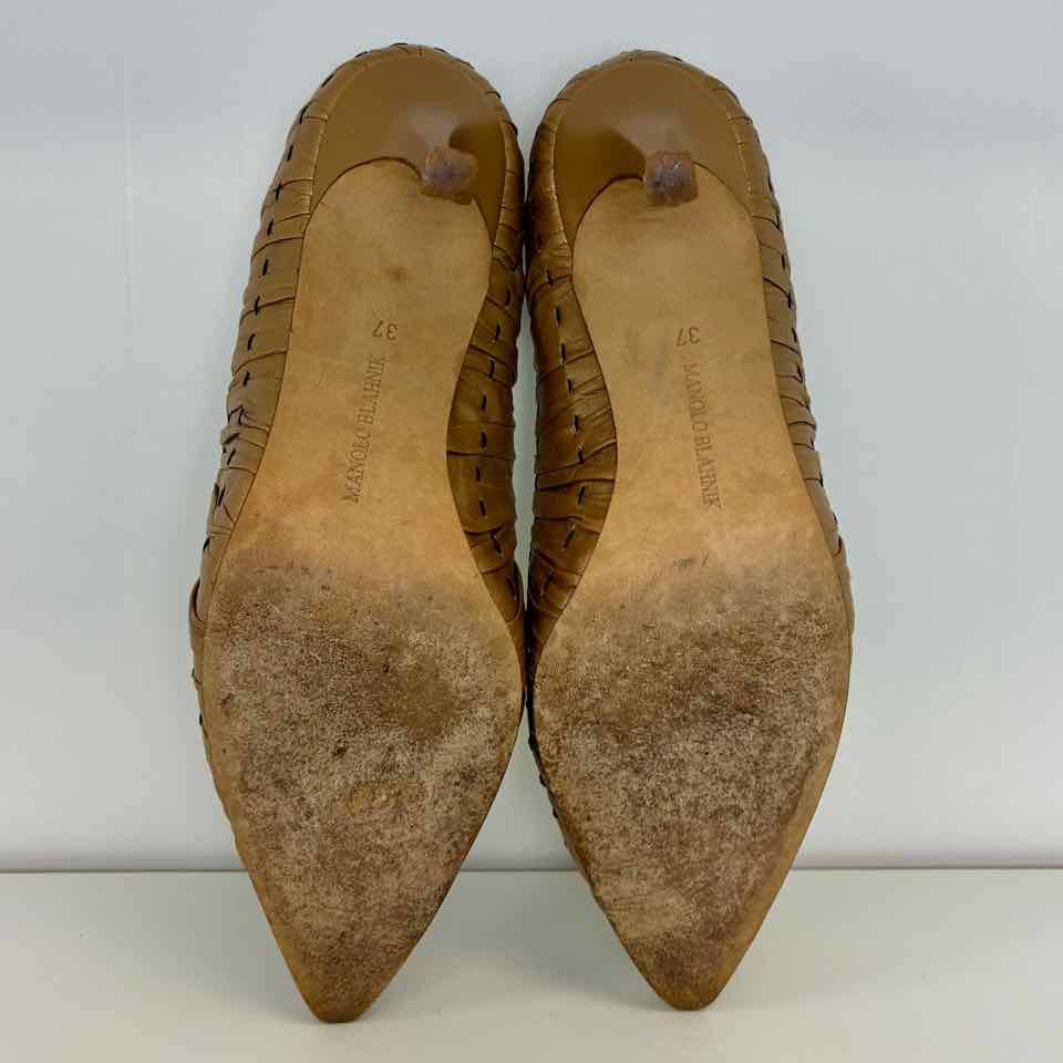 Manolo Bronze Brown Leather Pumps 37/ 6