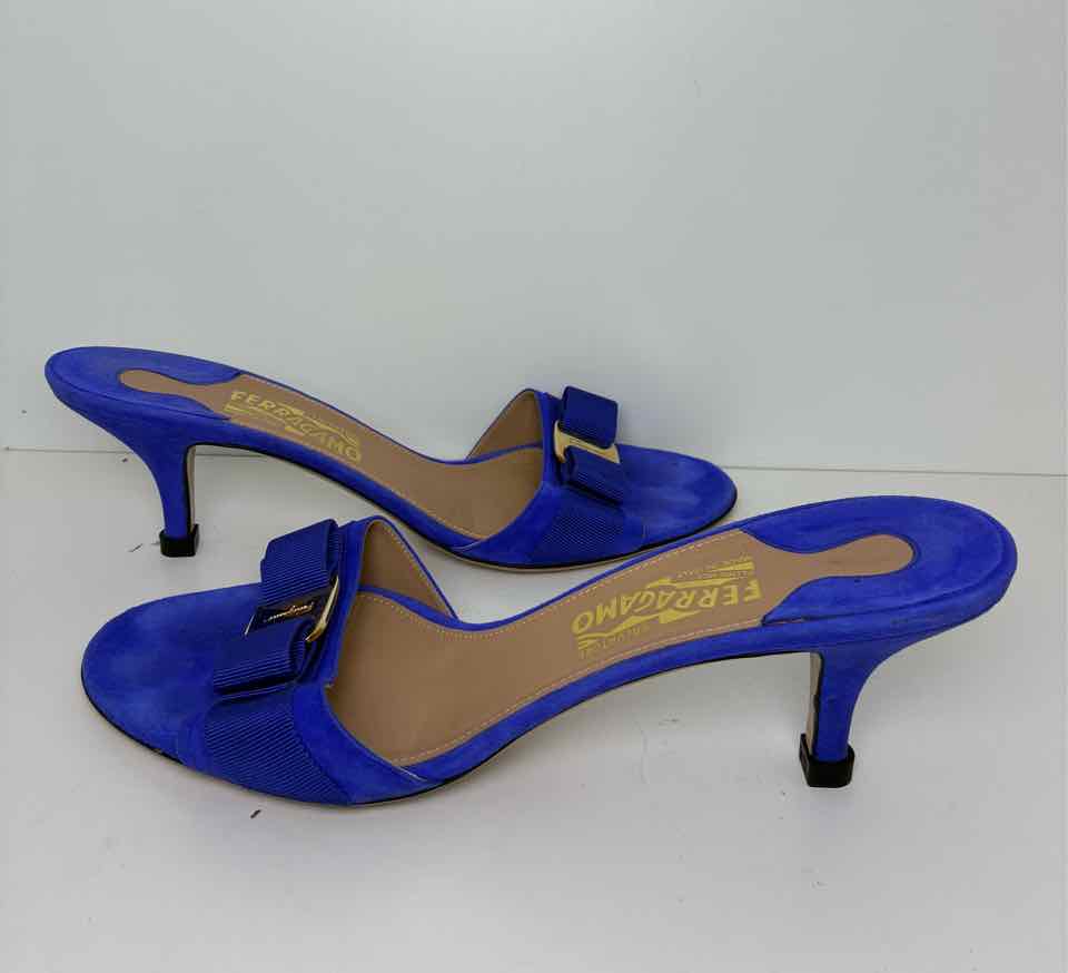 Ferragamo Blue Shoe Size 11 Pumps
