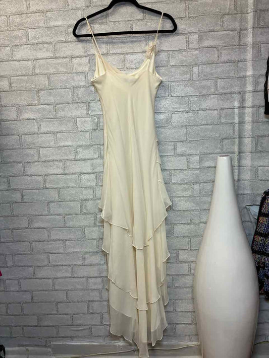 Size 6 White House Black Market Cream Dress