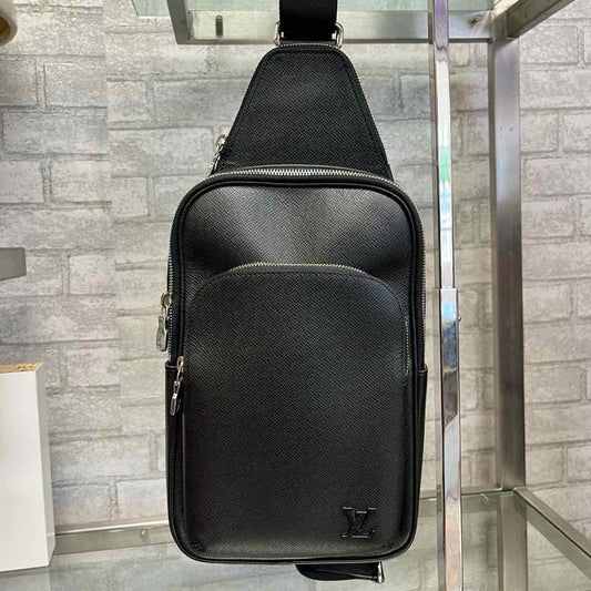 Louis Vuitton Unisex Black Purse