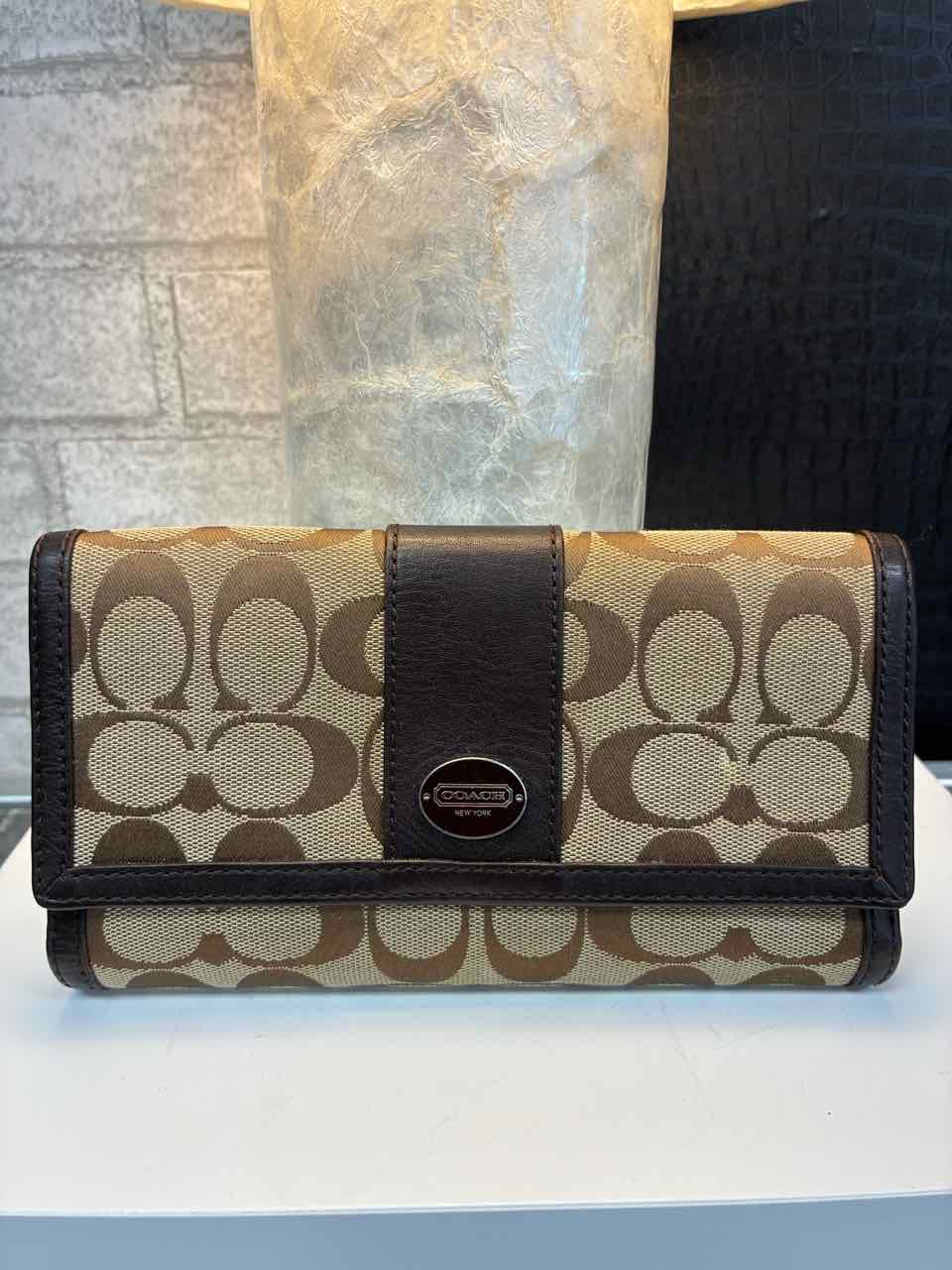 Coach Female Brown Wallet
