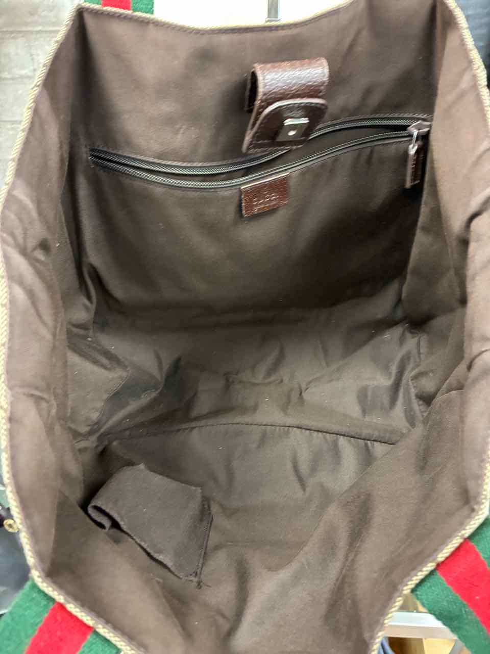 Gucci GG Canvas Supreme Pocket Tote