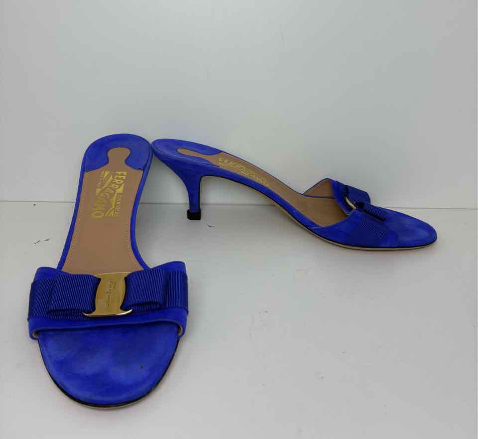 Ferragamo Blue Shoe Size 11 Pumps
