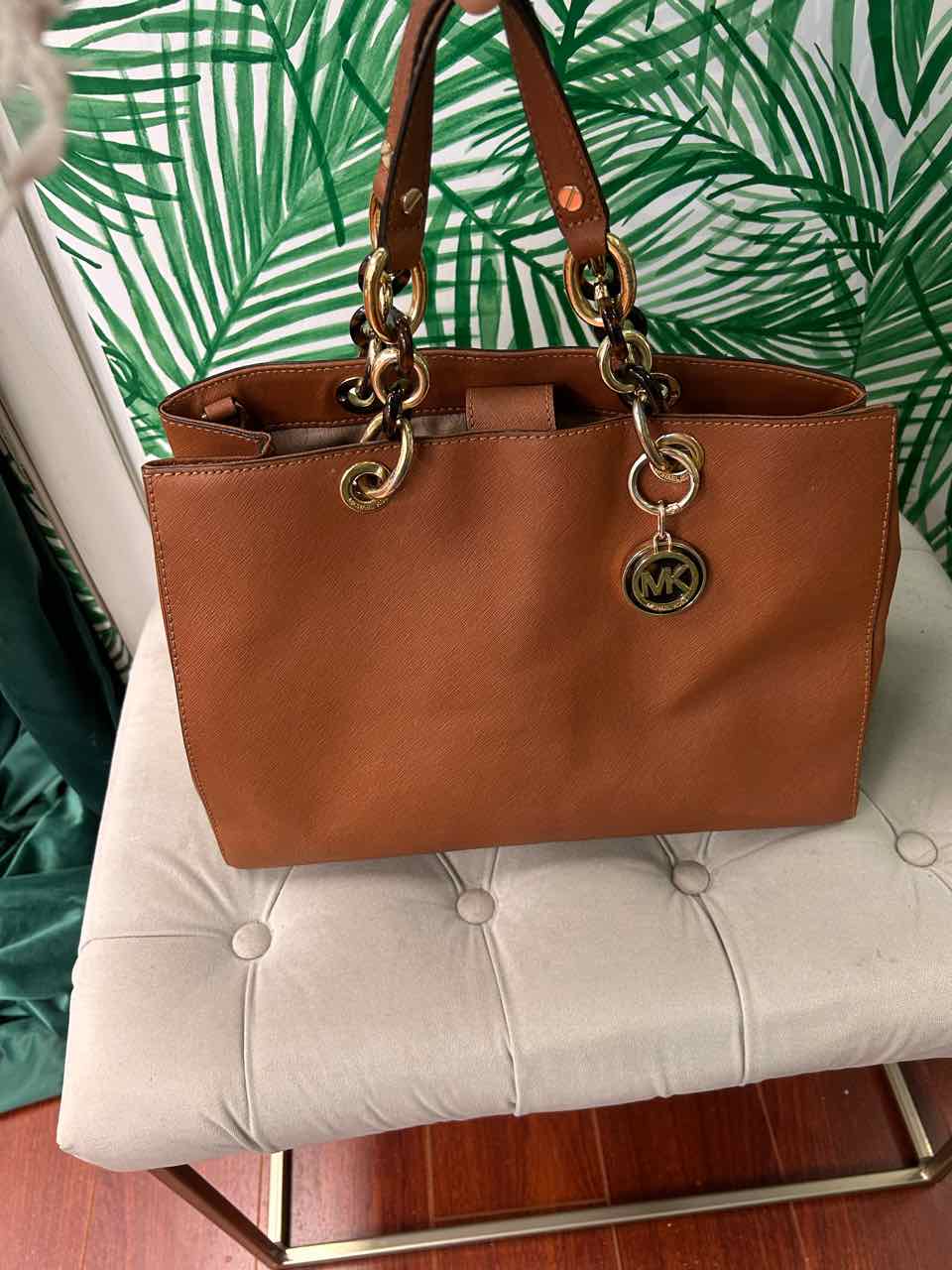 Micheal Kors Brown Purse