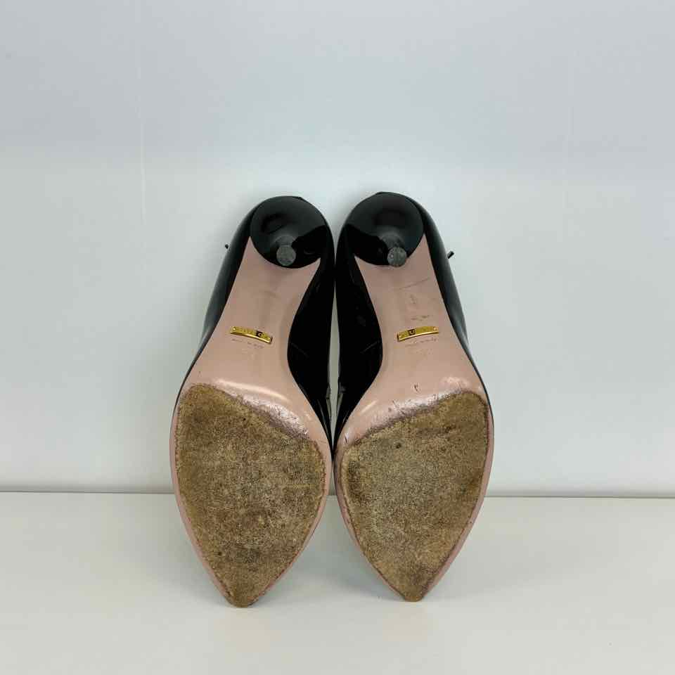 Gucci Mary Jane Patent Black Pointed T-Strap Heel 6