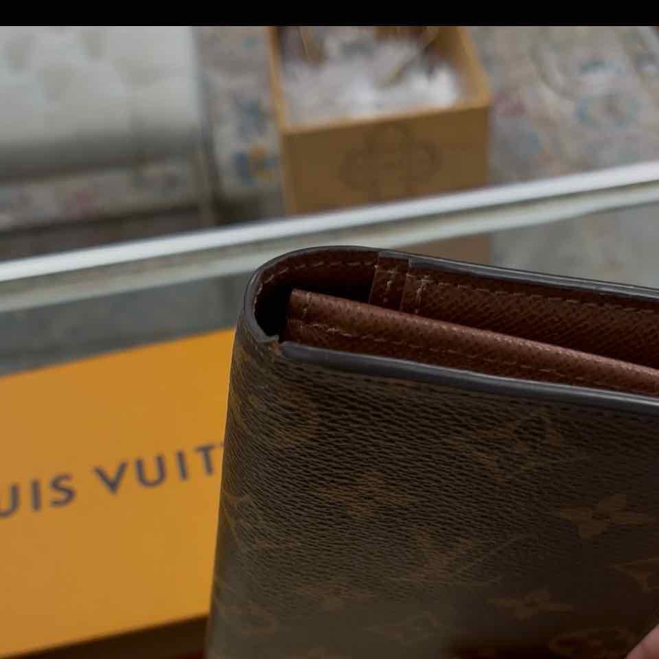 Louis Vuitton Brown Monogram Brazza Wallet