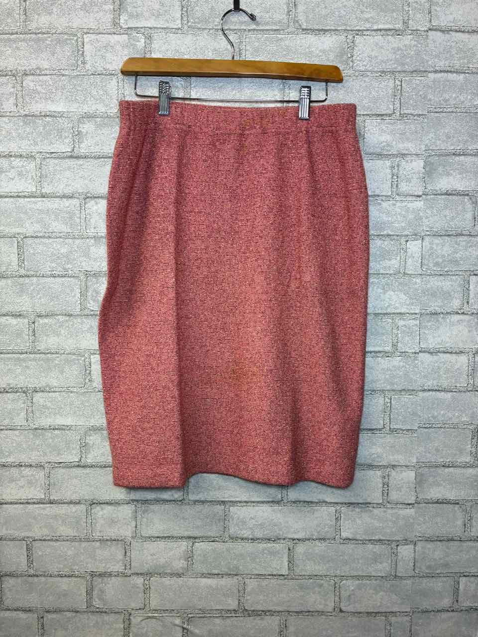 Vintage St John skirt/vest pink 12/L