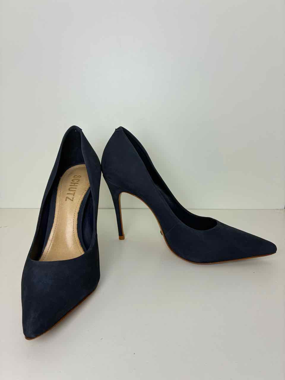 Shutz Size 5 Navy Suede Pointed Heels