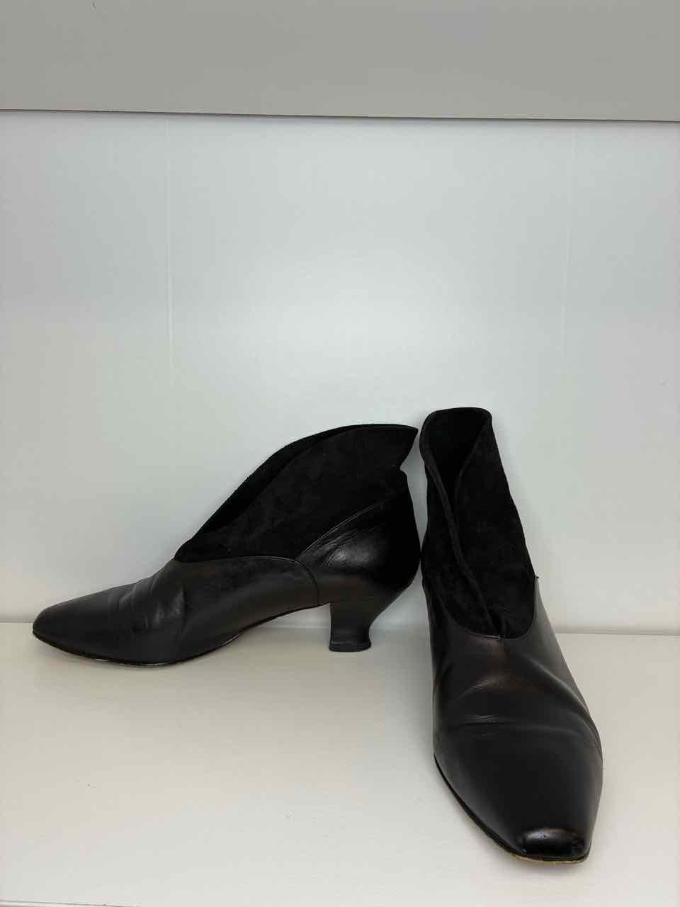 Studio Paolo Size 8.5 Black Leather Short Boot w/ Suede