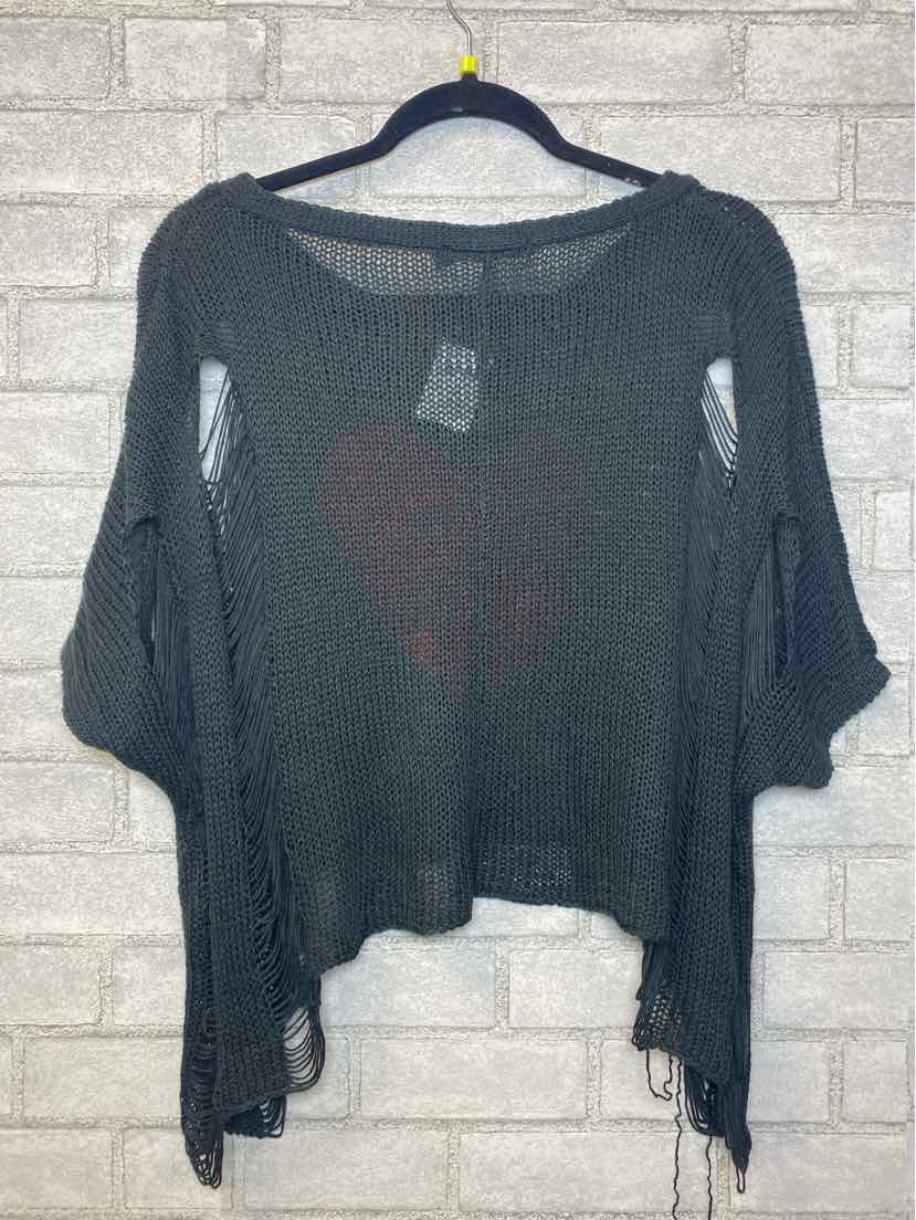 U-Style Small Black Knitted Loose Fit Sweater w/ Red Heart & Side Mesh