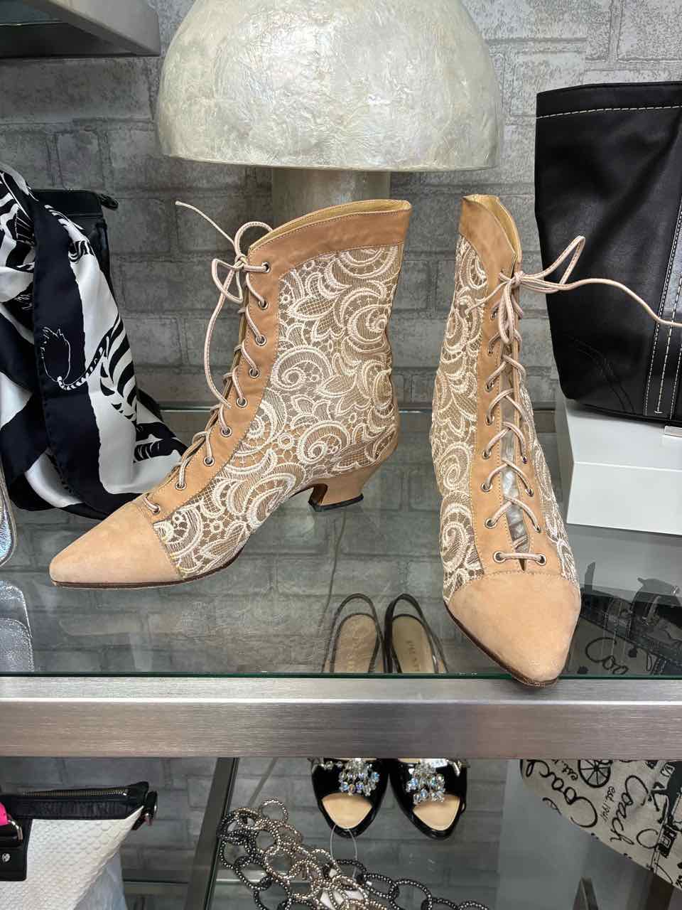 Dolly Duz Vintage Tan Leather and Sheer embroidered Lace Panels. Size 39