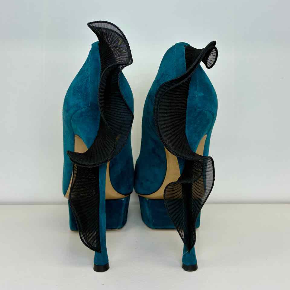 Nicholas Kirkwood Teal Suede Pumps 40