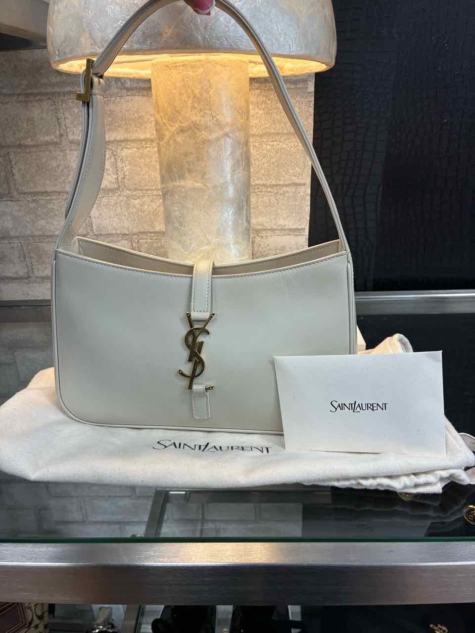 ysl Female Cream Purse