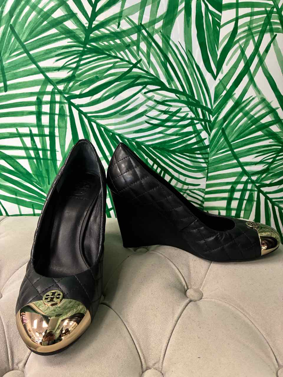 Tory Burch Size 9 Black Quilted Leather Wedge Heels w/ Gold Cap Toes