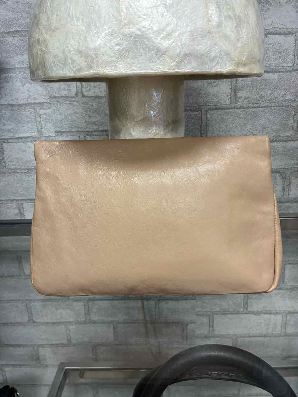 JIMMY CHOO ZENA NUDE CLUTCH W/ GOLD STARS