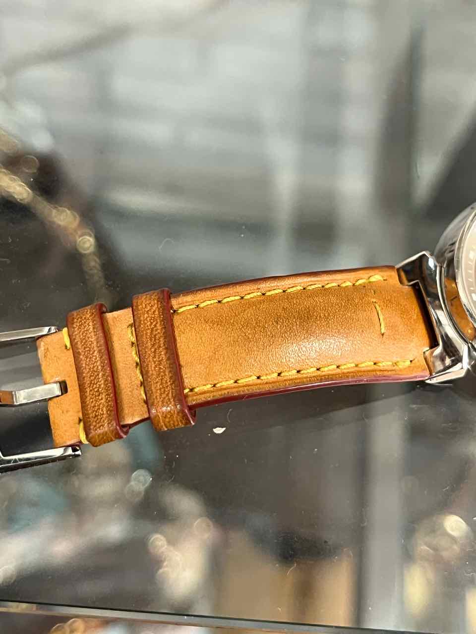 Louis Vuitton Leather/ Stainless Steel  Band Watch