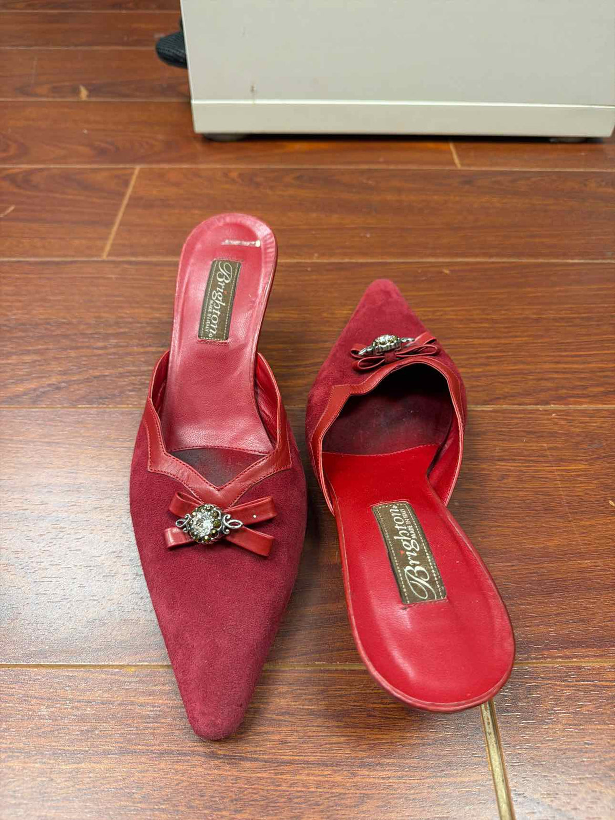 Red Brighton heels with bow in front