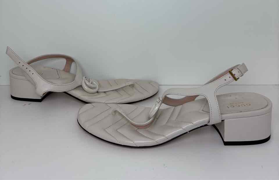 Gucci Size 40 White Chevron Pattern Double G Leather Sandal Heels