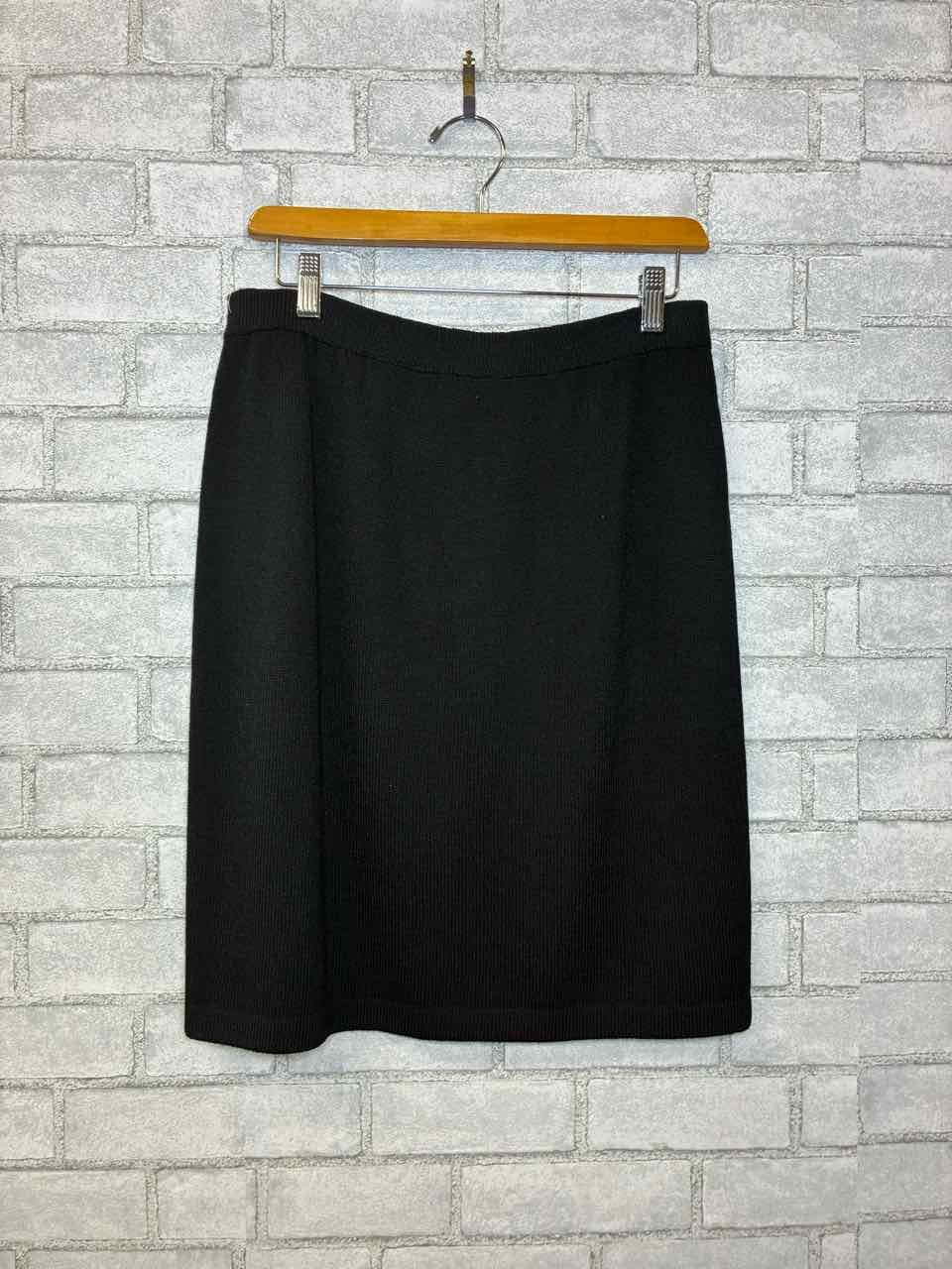 St John Knit Black Skirt Size  8